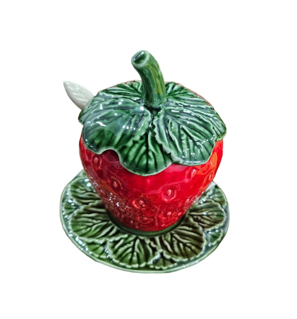 WhatsApp Image 2024-03-16 at 19.06.19 (6) Recipiente en Forma de Fresa T2
